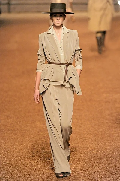 Look 20